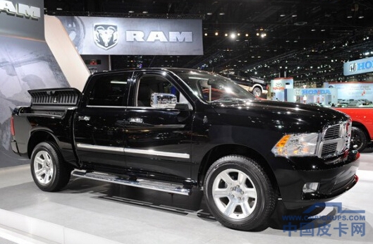 ���R˹��700�f(w��n)�v܇(ch��)���[�� Ƥ��������