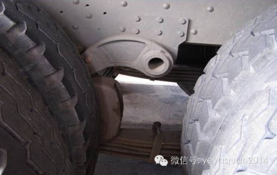 ���bؓ(f��)�d�D(zhu��n)�ƹ���&nbsp;Һ���b��͵���^·�M