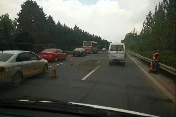 ��܇������α��B(y��ng)  ��˾�C���V��