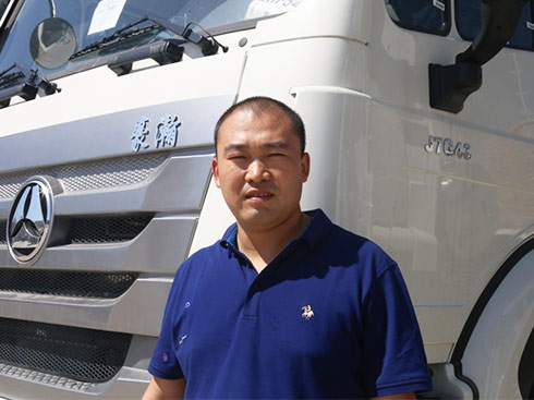 �����������^�꣺������������ǰ;