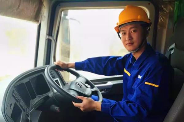 �L���700������ҹ��ǧ�u֮������������