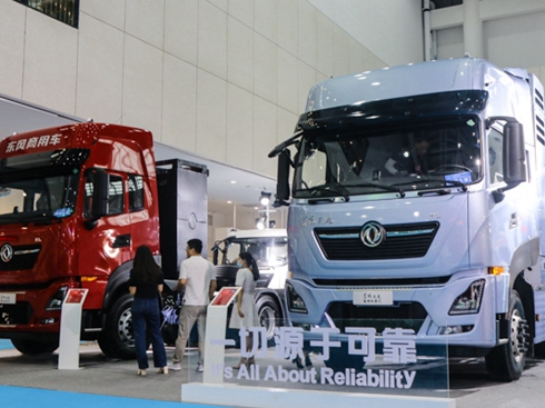 ����Դ����܇�ɿ�֮�x������2��|�L����KL����Դ܇��