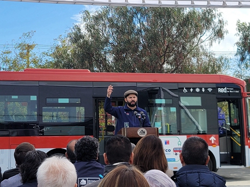 �������y(t��ng)�ӷ��Р����������ϯ��ͨ��܇������늄�(d��ng)܇�����xʽ