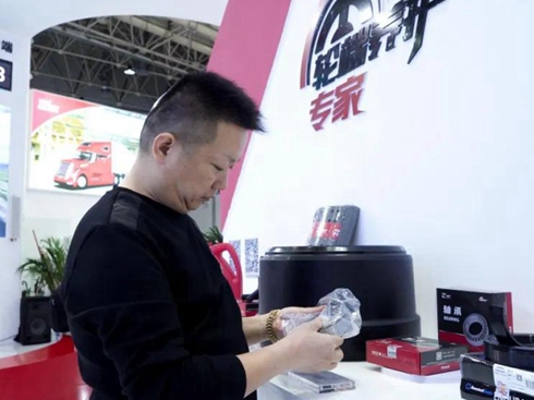 �Y���p��������ҡ��Đ�܇����������ͽo����õĿ��~݆��