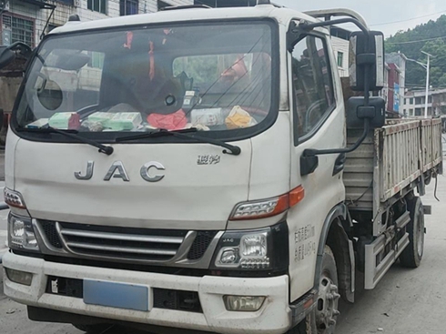 �E�V6����~���ܱ��A����5��100�f���(sh��)�F(xi��n)��(chu��ng)����(m��ng)