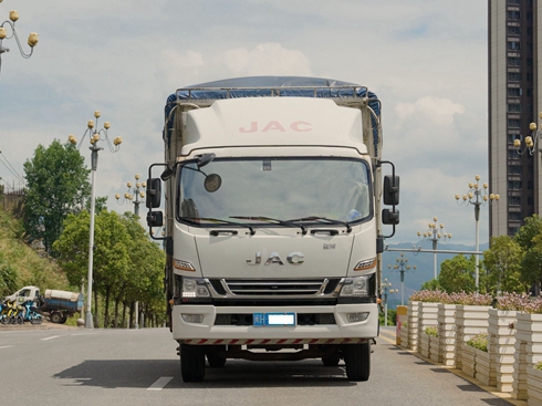 ������ƽ�����������}����һ����������(y��ng)�� �E�V8�ܵÿ��е÷�(w��n)