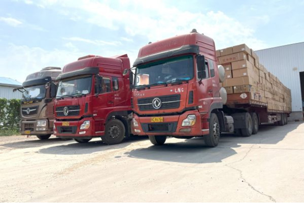 ����Ч�ܳɾ͸�Ч���� ���ϲ�Ь֮���l(f��)չ�������ܣ��o�½���730.jpg