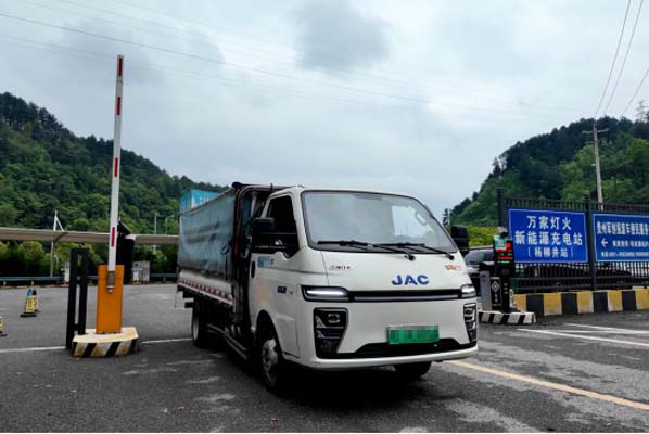 ��������؛�\������1�����_U7�K��׌��ٍ�����X���o��I(y��)����(1)388.jpg