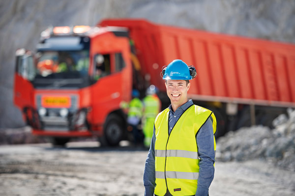 �֠��ֿ�܇�Ԅ�(d��ng)�\(y��n)ݔ��Q�������O(ji��n)Sasko Cuklev.jpg