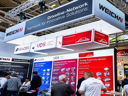 �ĵ�(gu��)���Rչ���������(d��ng)����� ��Һ���ߵ�����