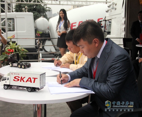 �����r�E���F(tu��n)�������R��������c��͑����s