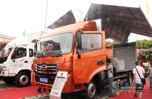 �P���_(d��)����؛܇