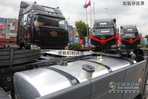 �p�����OӋ