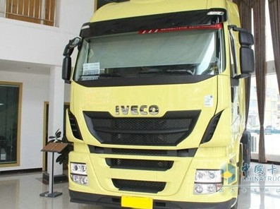 �Ĵ����v���S��Stralis Hi-Way ���ʳʬF(xi��n)