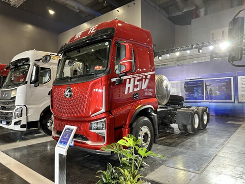 �ٹ���ʡ��2����������H5V��(chu��ng)����LNG����܇������(chu��ng)���o�n