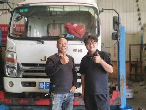 38�f(w��n)���� ����1������c���ϰ�һ��Ҋ�C�˴˳��L(zh��ng)