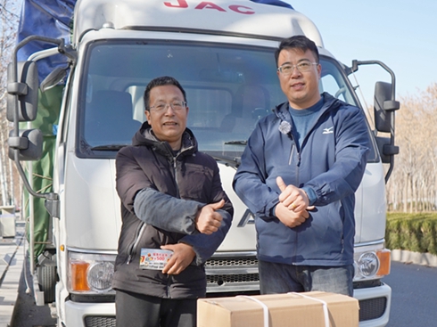 �L(f��ng)ѩ�ٴ���ɽ·�ٶ������н���1��ů�����