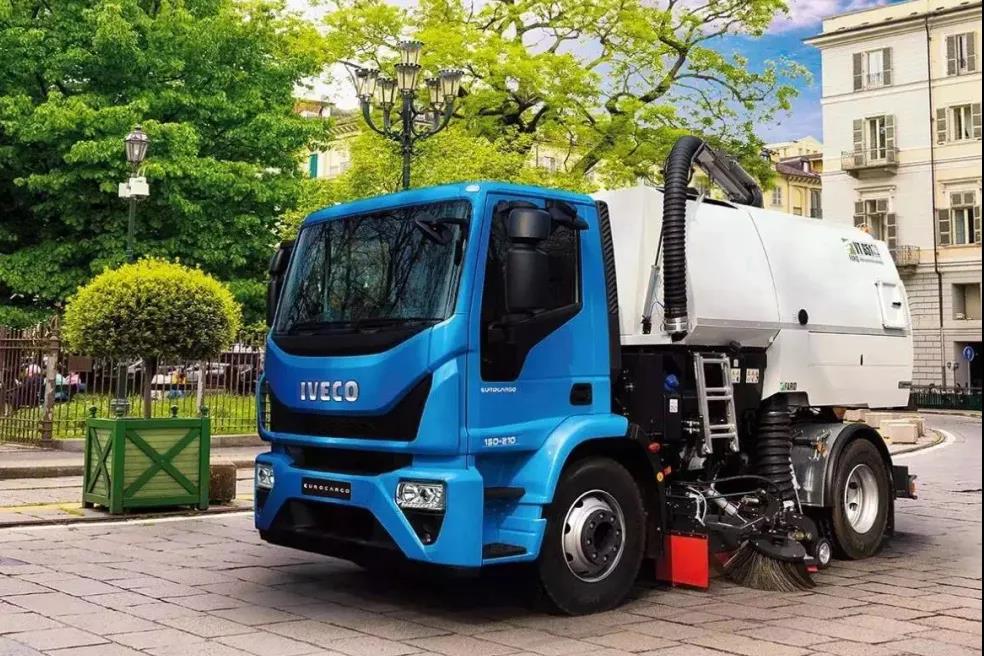 �M(j��n)�����S��Eurocargo���`���S���ĸ��b������