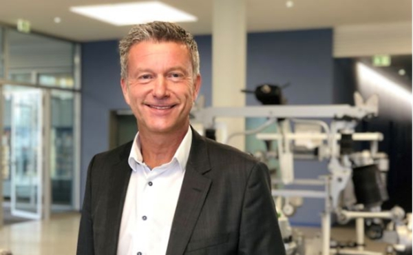 ��ͨ��-��܇(ch��)���Ǆ�(d��ng)��܇(ch��) (li��n)��δ��(l��i) �ɰ����x���坍����ȫ����Ч�Ľ�ͨ�\(y��n)ݔ - ����805.jpg