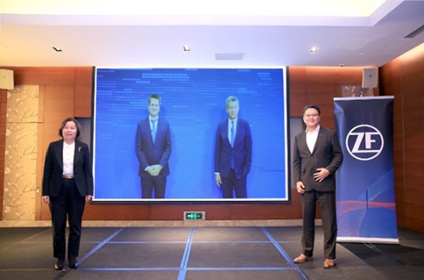 ��ͨ��-��܇(ch��)���Ǆ�(d��ng)��܇(ch��) (li��n)��δ��(l��i) �ɰ����x���坍����ȫ����Ч�Ľ�ͨ�\(y��n)ݔ - ����2124.jpg