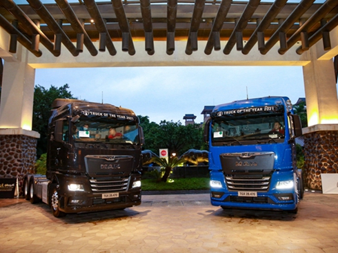 ����ȫ��TGXȫ��·�ݏV��վ�A�M���