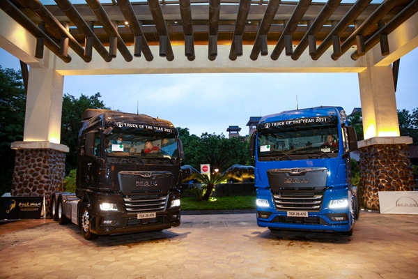 1 - ����ȫ��TGX·�ݏV��վ�A�M���.jpg