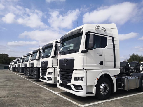 ���r���������Ӗ���ء�����������x����������l(f��)չ