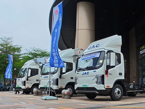 ��������Դ�p��ES9�i�����������I(l��ng)���������Gɫ����