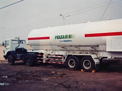 BPW���A30�꣺�����L(f��ng)�A������܇�S����