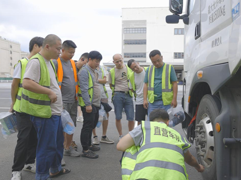 ���~���M(j��n)�Aͨ�A�м��|�Ϙм~����(qi��ng)��݆�˰�ȫ����