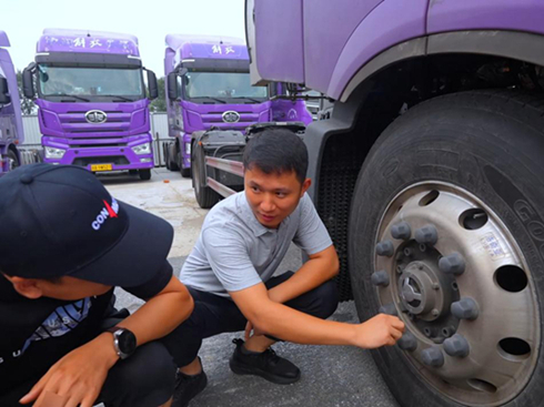 ���~���M(j��n)��ͨ�����\(y��n)ݔһ����������Ч�\(y��n)ݔ���wϵ