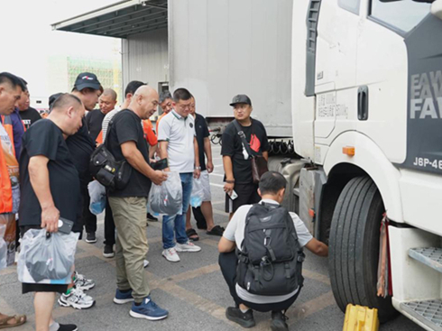 ���~���M(j��n)��ͨ�����^(q��)�򣬌��I(y��)���o(h��)����ȫͬ��