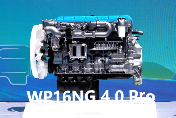 24.������������܇֮�ѣ�����ͬȼ���H��NG4.0 Pro��ɽ�p֮�s���o�½��l(f��)��1350.jpg