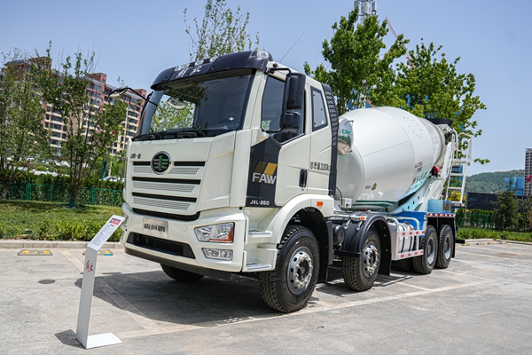 JK6  8&times;4 ����܇.jpg