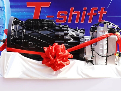 һ�����T-shift 12��AMT�a(ch��n)Ʒ���аl(f��)����(hu��)���_(k��i)