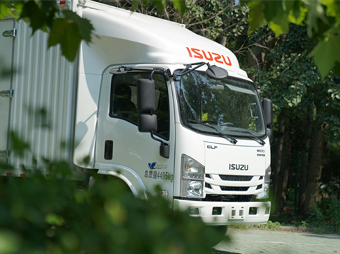 ����ʮ�ȫ��2.5���l(f��)�әC ���đc���ʮ�M100��ʽ�p��