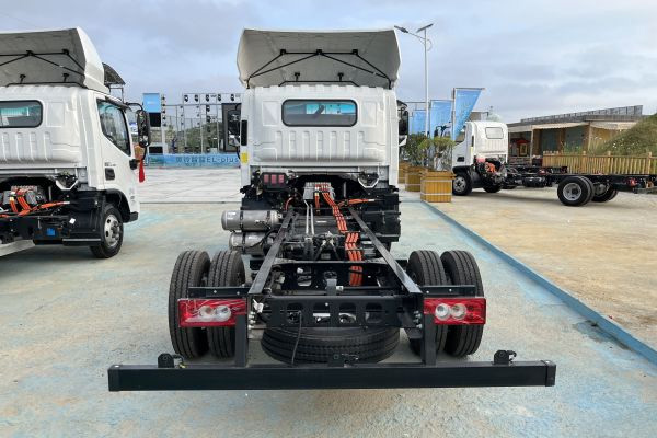 ����܇֮�ѡ���(qi��ng)���� �߳��d �W����{(l��n)EL-plusɽ�^(q��)��v��ɽҰ1230.jpg