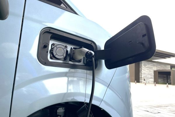 10.9��܇֮��-����8�� ������  ��Խ�ǹ⼃�VAN�°��927.jpg