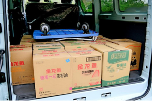 ����ͨV8E~V10�p܇(ch��)Ʒ�b ��(f��)�d̖(h��o)�c��(m��ng)�����γɞ��µĳ���1258.jpg