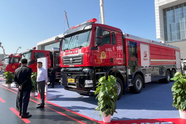 ռ���I(l��ng)���M(j��n)��Ʒ�� �Ї������x����������166.jpg