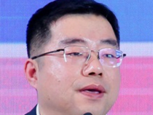 �����һ�������������܇�Gɫ�D(zhu��n)��֮·�c���ļ��g(sh��)ͻ��