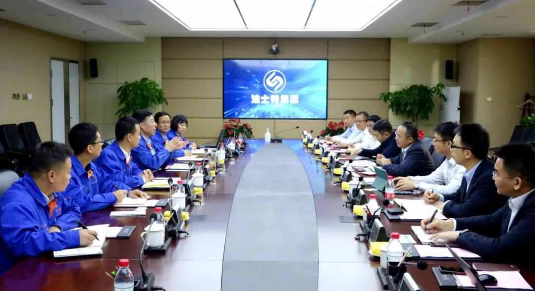 ��ʿ�ض����L(zh��ng)��(y��n)�b�K��(hu��)Ҋ�Ї���܇����������