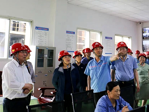 ��䓅f(xi��)����(hu��)�L(zh��ng)���ؕ��L(zh��ng)�������W�R�P����䓼��F(tu��n)�{(di��o)��ָ��(d��o)����