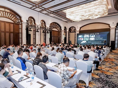 ���r(sh��)���V���k���g(sh��)�����(hu��)��200��˾�C(j��)�W(xu��)��(hu��)���x늳ء�