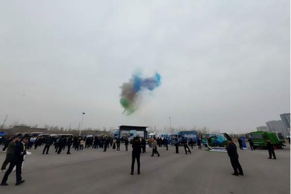 ����ں�Ӳ���x�� ��ͨ�Ƽ���(ji��)���i����܇ȫ�����rֵ(1)2136.jpg