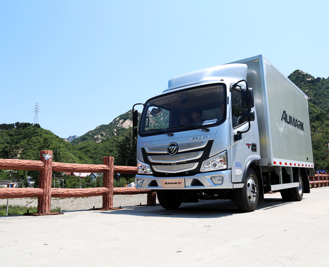 ����l(f��)  ����W�R��PO������һ�ˑB(t��i)��