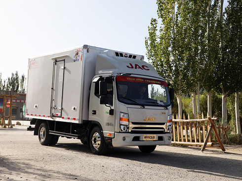 �����p���������F(xi��n)���x����Q�֮��